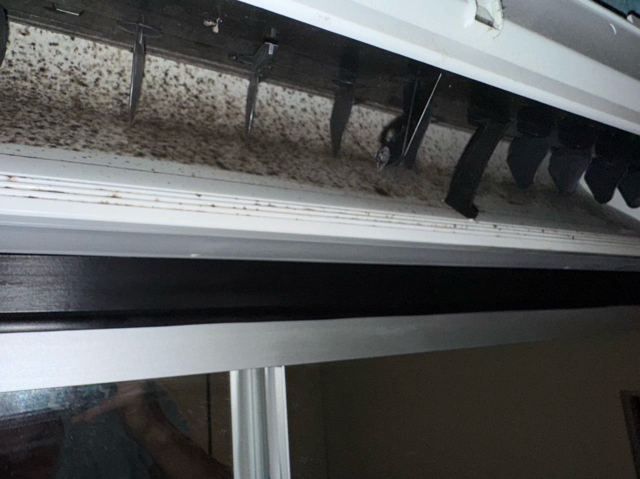 Air conditioner airflow area before cleaning